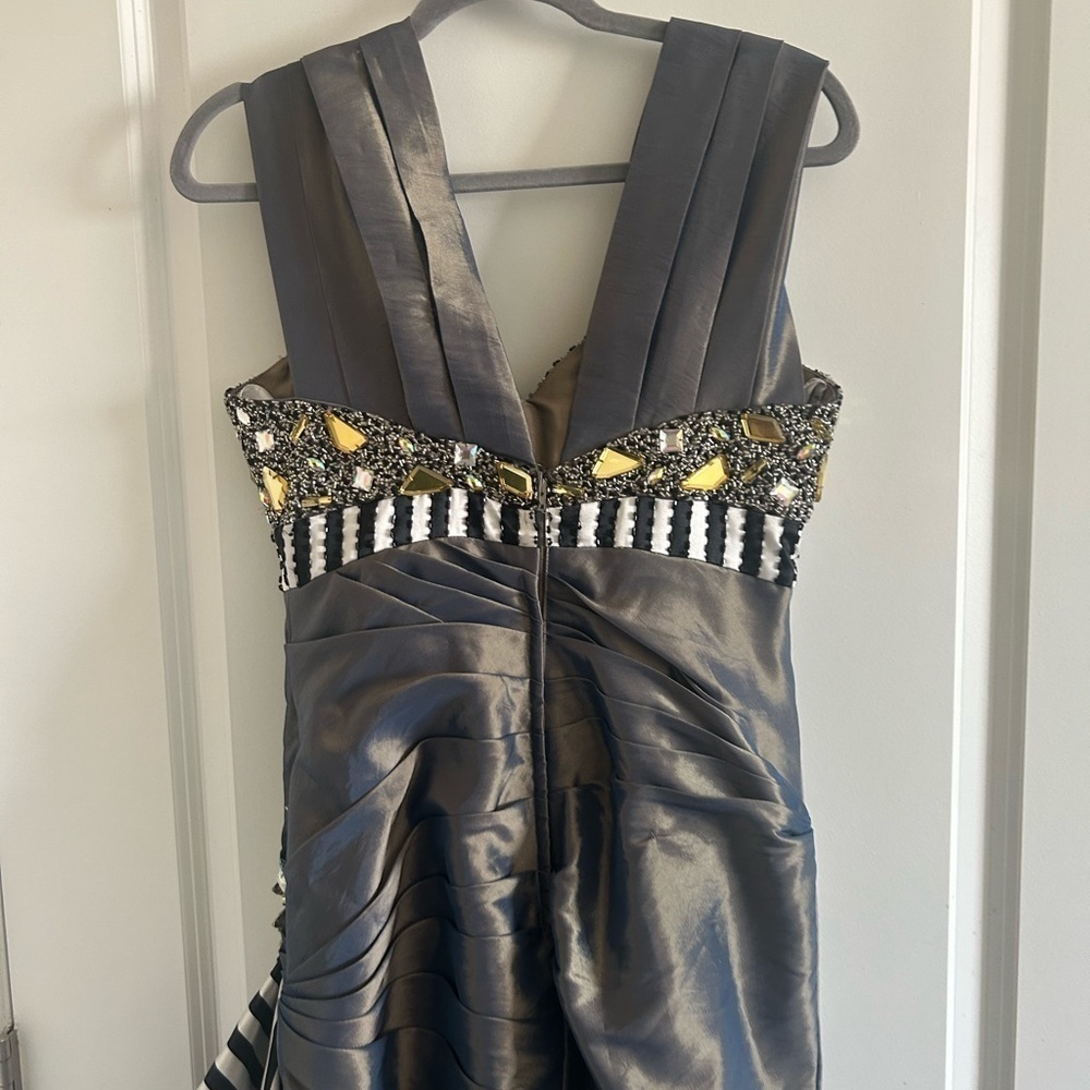 Tony Bowls Gala Dress Ball Gown Size 10 - Picture 9 of 11